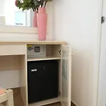 Flora 3*