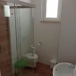 Flora 3*