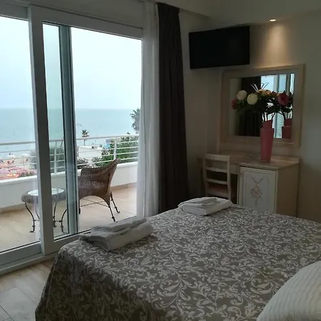 Flora Hotel Alba Adriatica