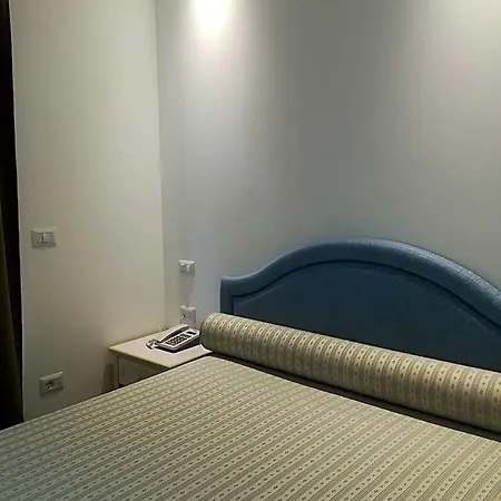 Flora Hotel Alba Adriatica